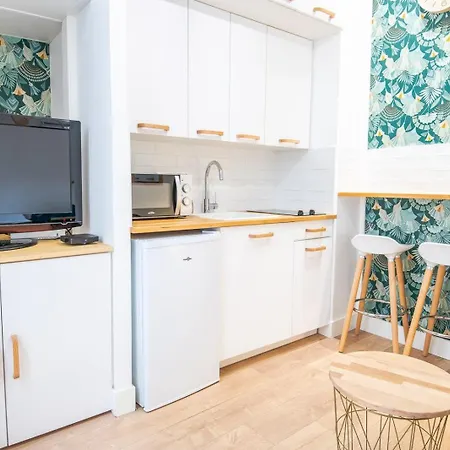 Le Cocon: Modern And Elegant -